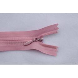 东莞市凯丰拉链 专业定做3号隐形拉链，品质与服务的完美结合