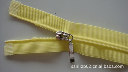 中国拉链十大知名品牌 安徽尼龙拉链码装畅销海内外，探索三力(福建)拉链的卓越之路