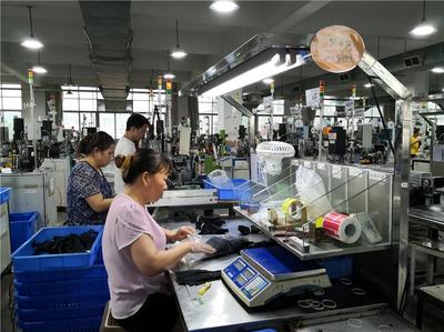 深圳市华圣达拉链 28年坚守，链出广阔发展天地